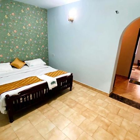 Bob Lesiure Hotel Ooty Exterior photo