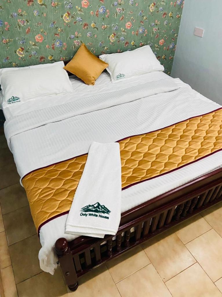 Bob Lesiure Hotel Ooty Exterior photo
