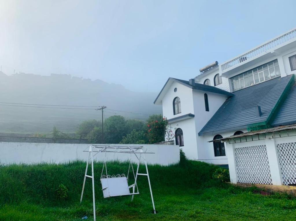 Bob Lesiure Hotel Ooty Exterior photo