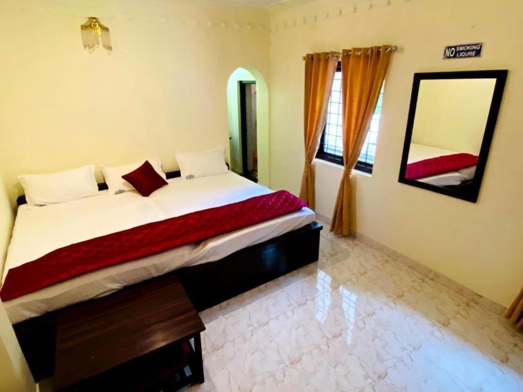 Bob Lesiure Hotel Ooty Exterior photo
