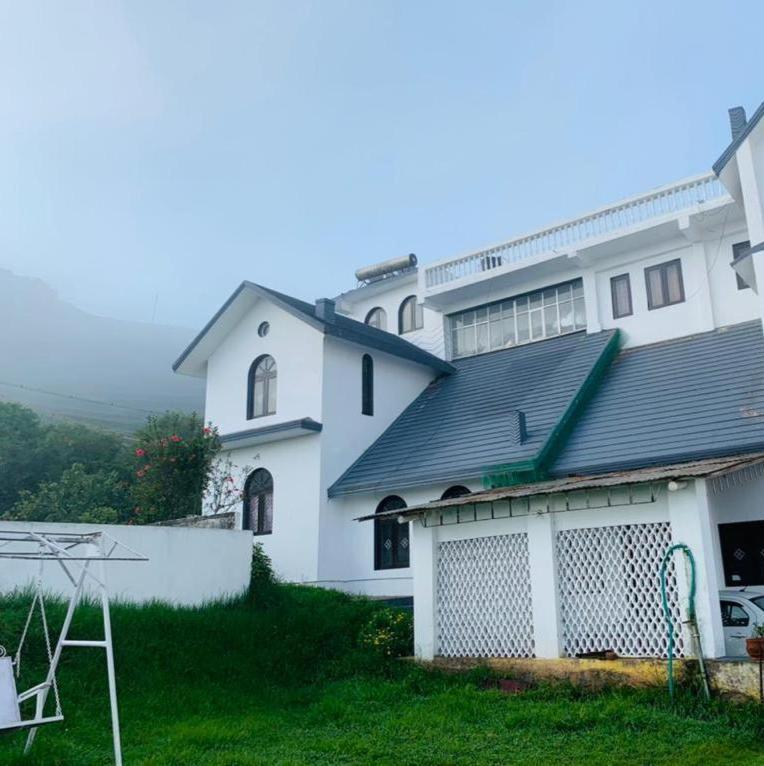 Bob Lesiure Hotel Ooty Exterior photo