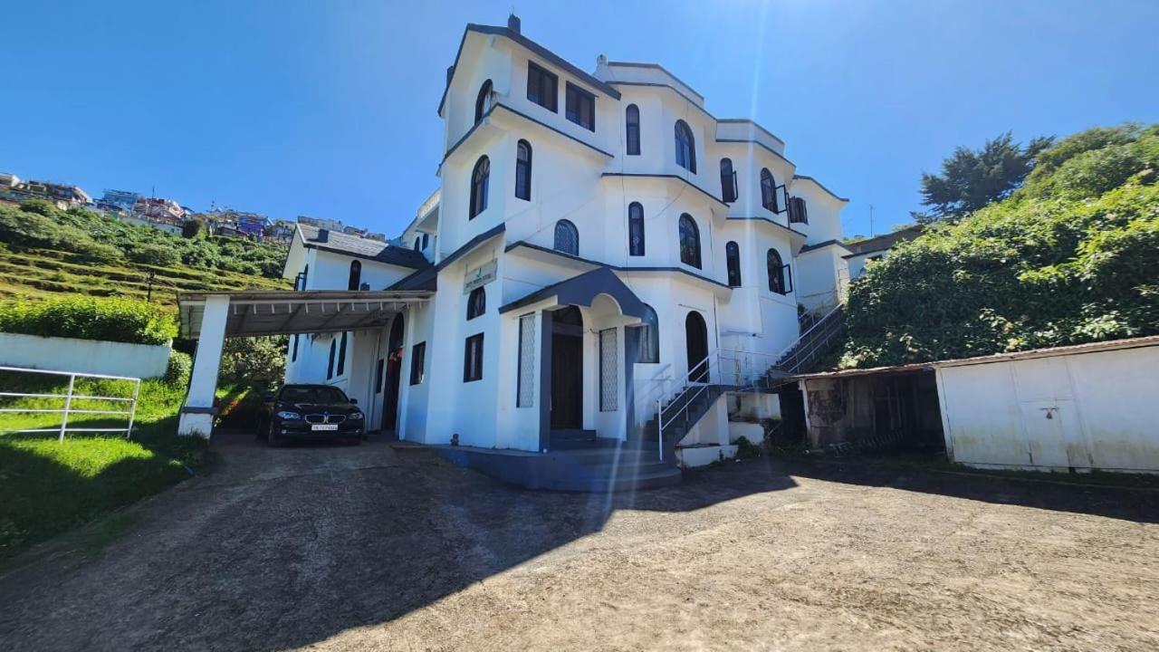 Bob Lesiure Hotel Ooty Exterior photo
