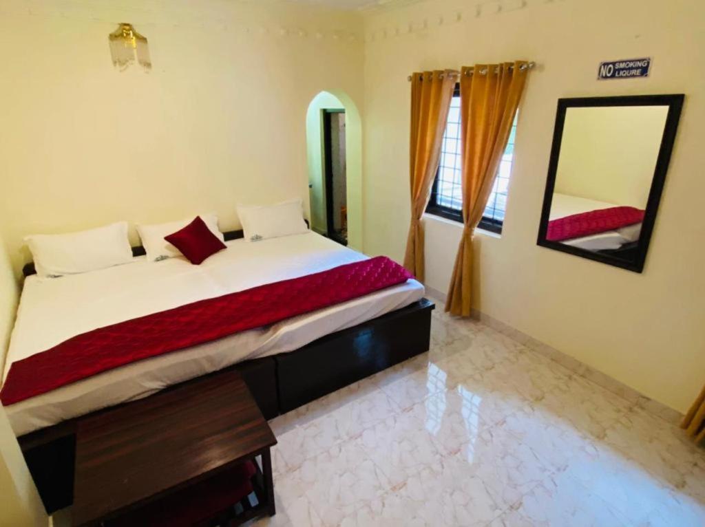 Bob Lesiure Hotel Ooty Exterior photo