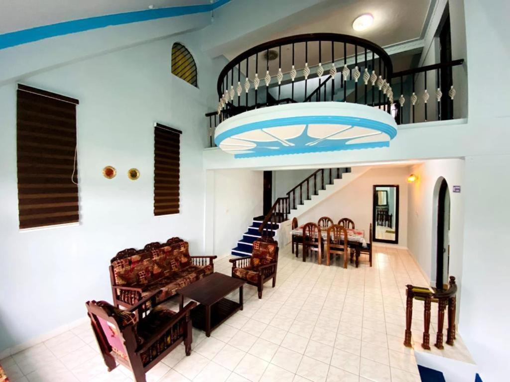 Bob Lesiure Hotel Ooty Exterior photo